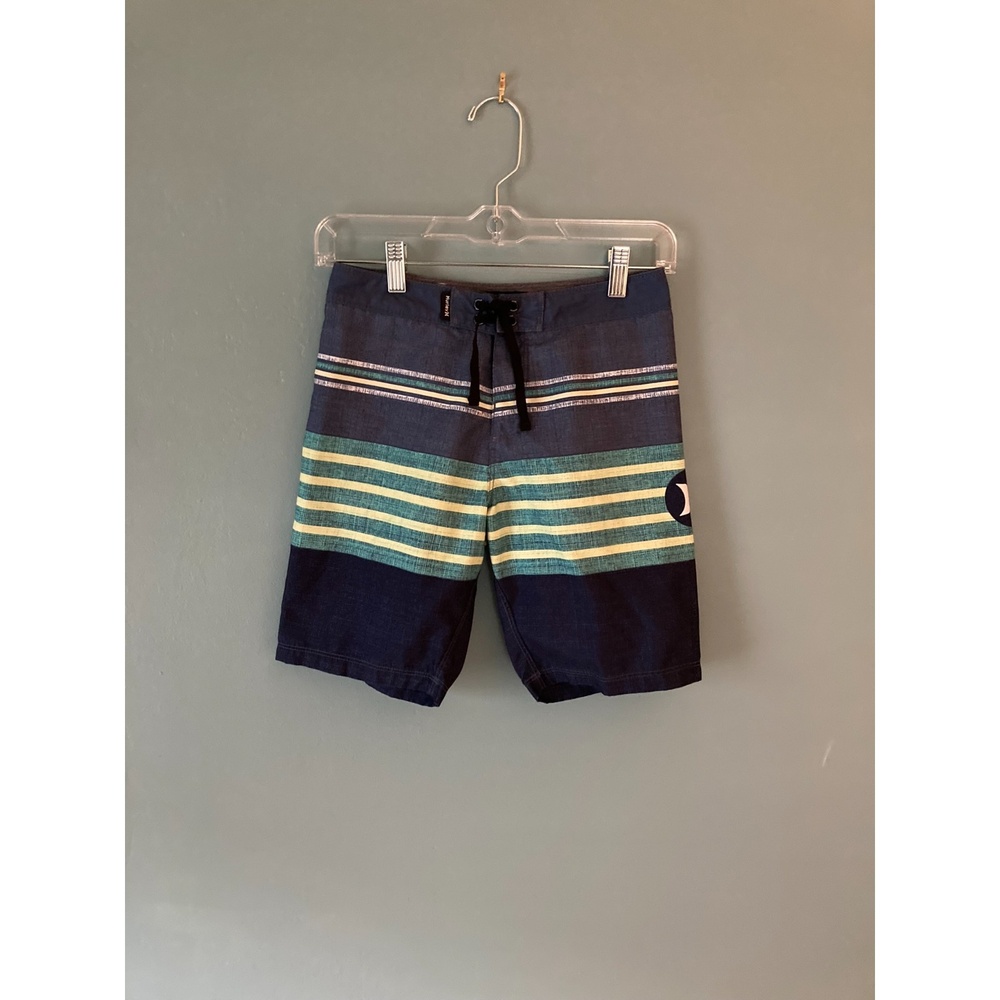 Hurley boys board shorts size 10